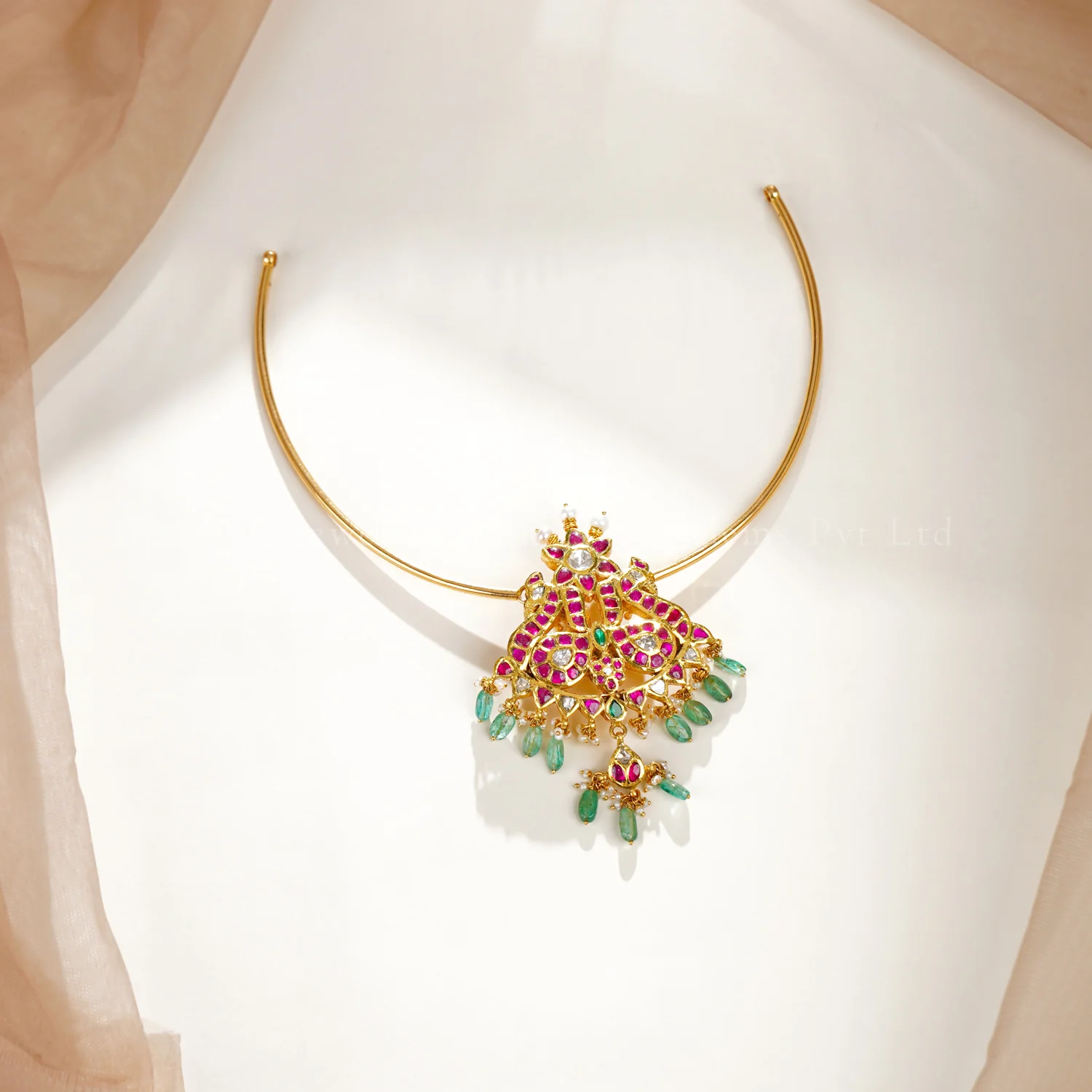 Kundan Short Necklace
